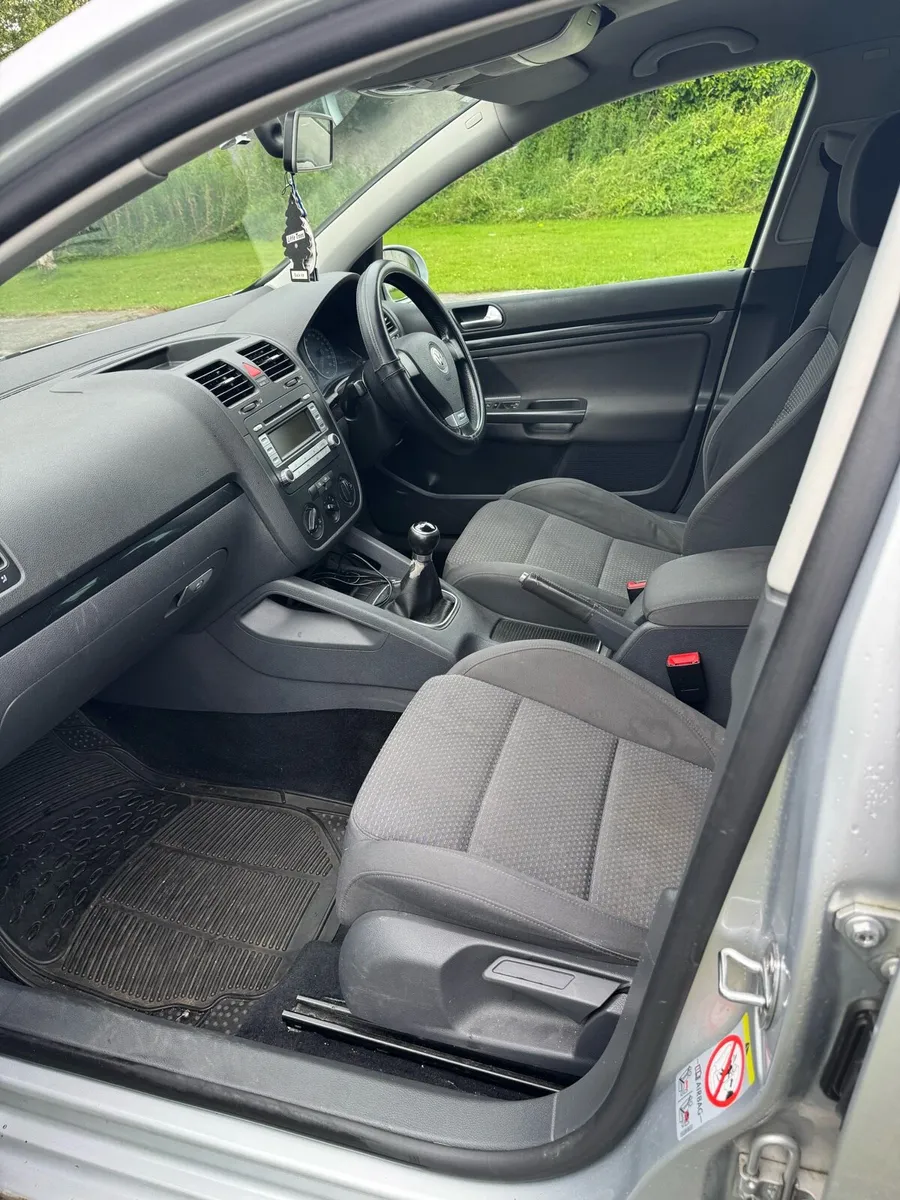 Volkswagen Golf 2008, NCT 01/2026 and Taxed - Image 4