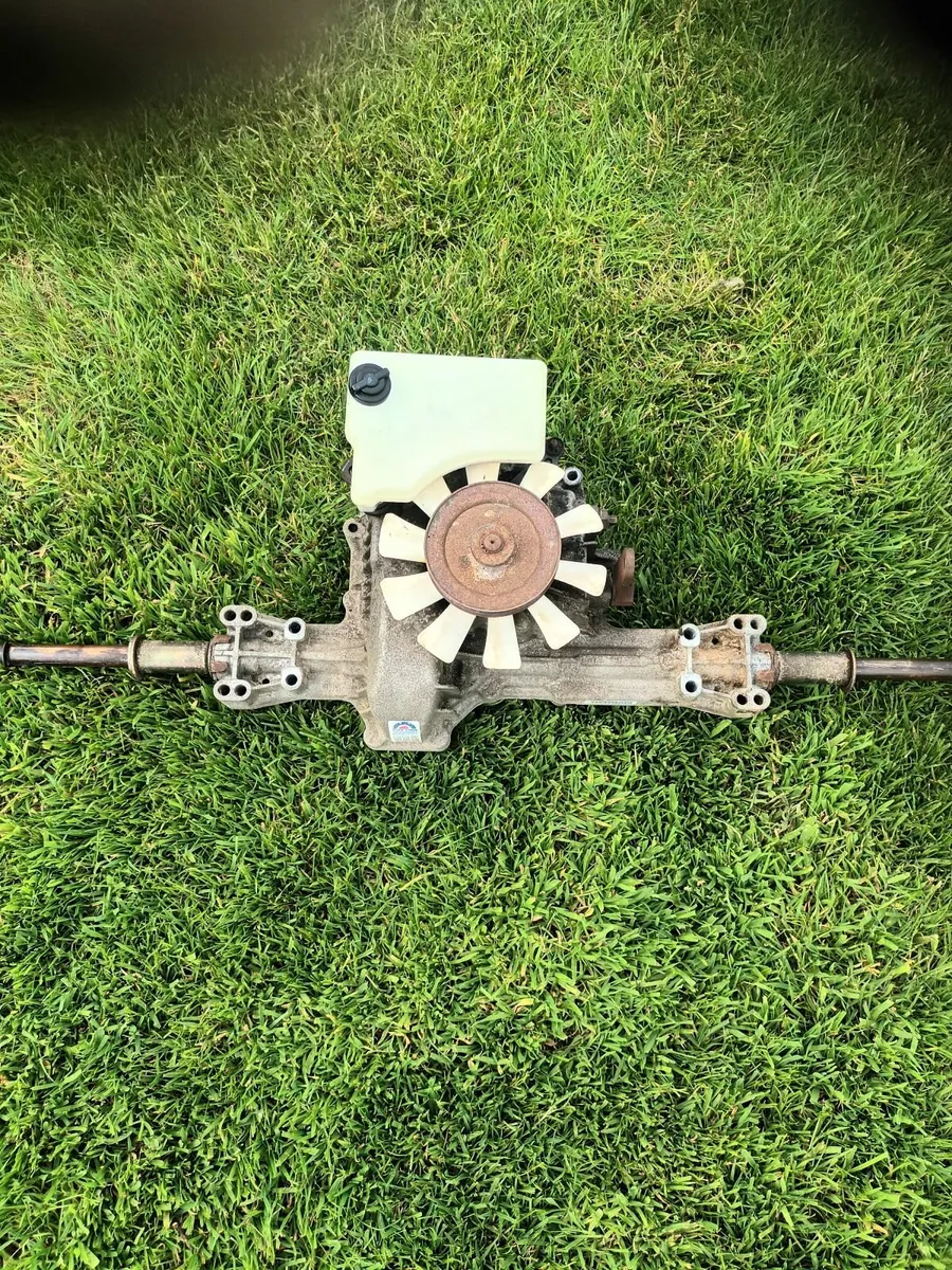 Castlegarden Gearbox - Image 1