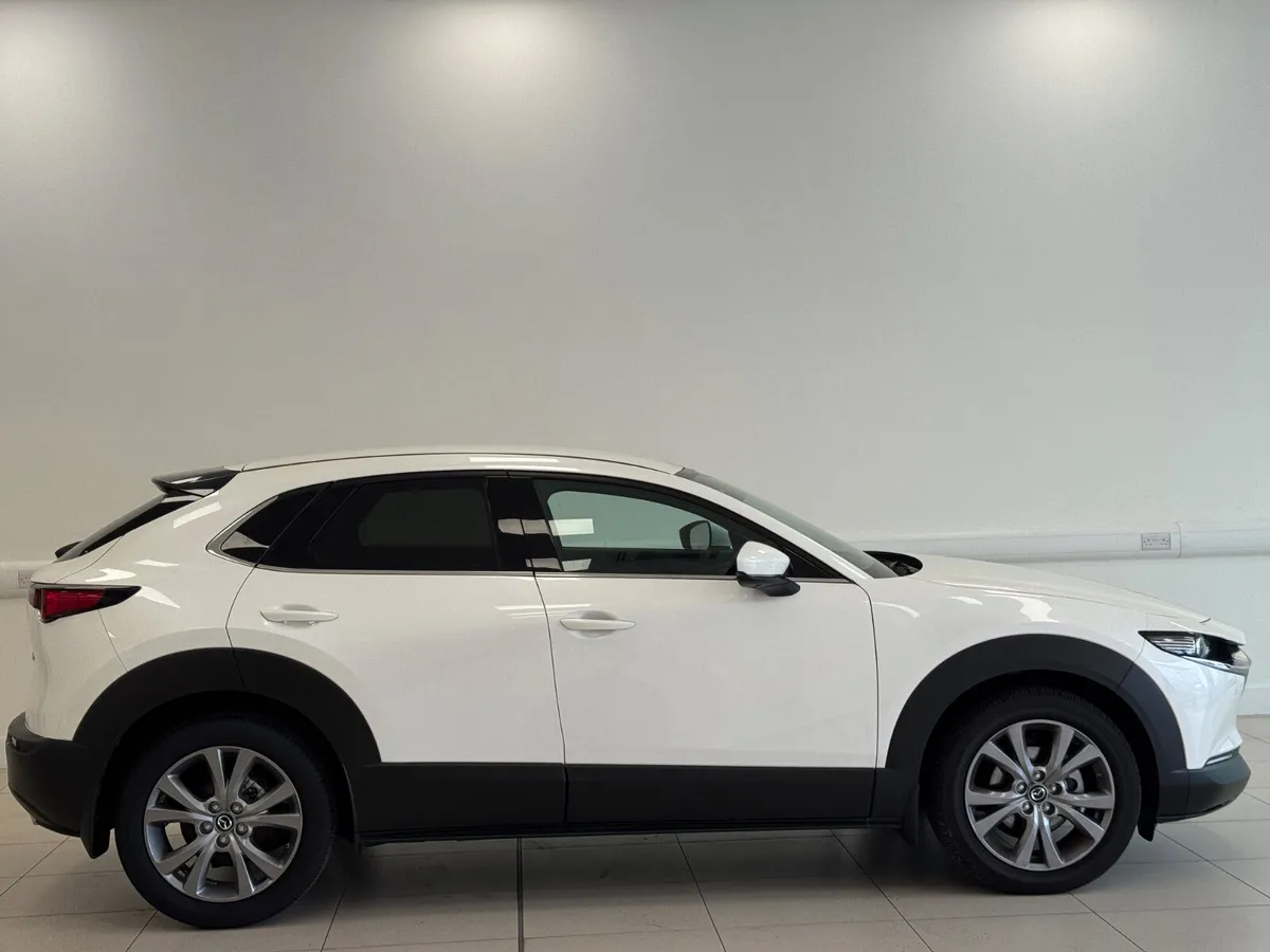 Mazda CX-30 2025 - Image 2