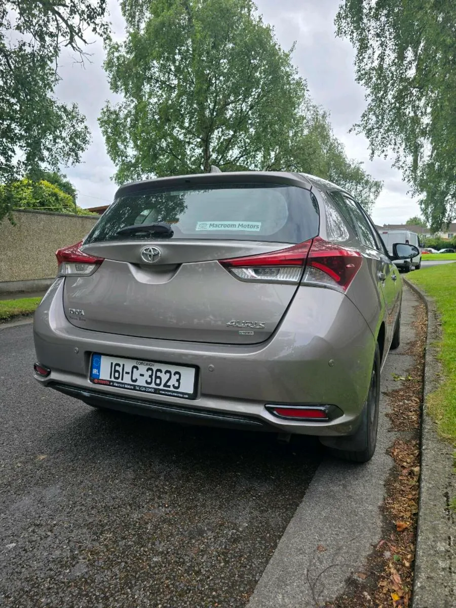 Toyota Auris 1.4 D Manual - Image 3