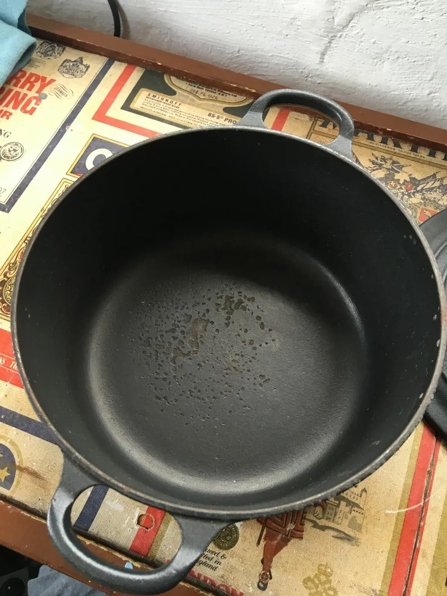 Le Creuset French made sauce pan - Image 3