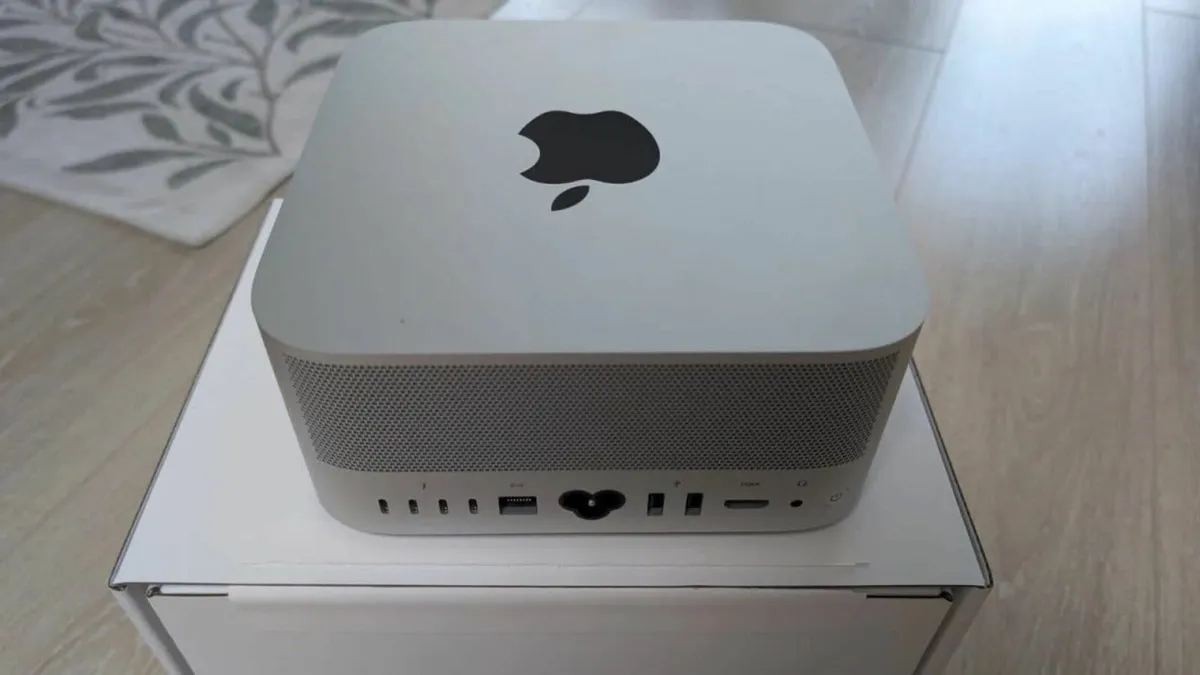 Apple Mac Studio Mini 512GB SSD, M2 Max, 32GB RAM - Image 1