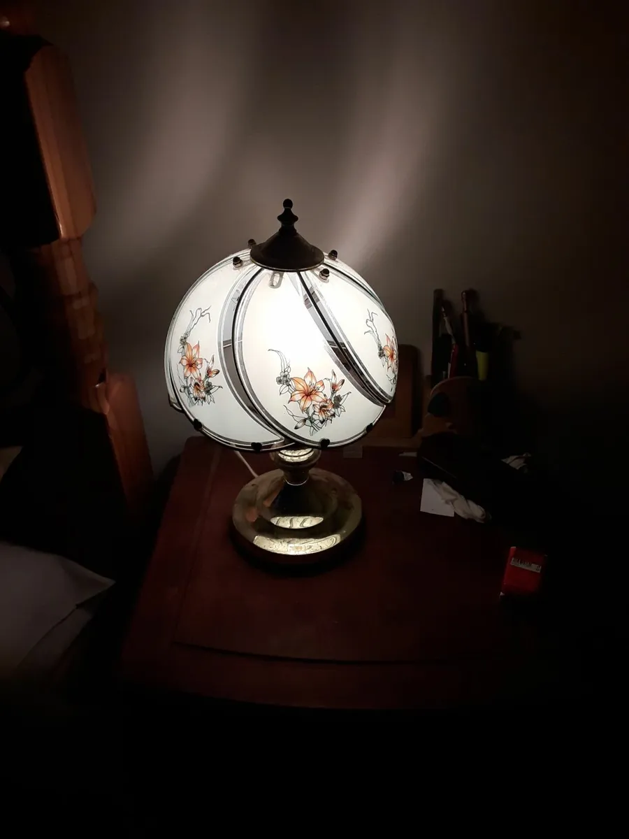 Lovely vintage touch table lamp good working order - Image 2