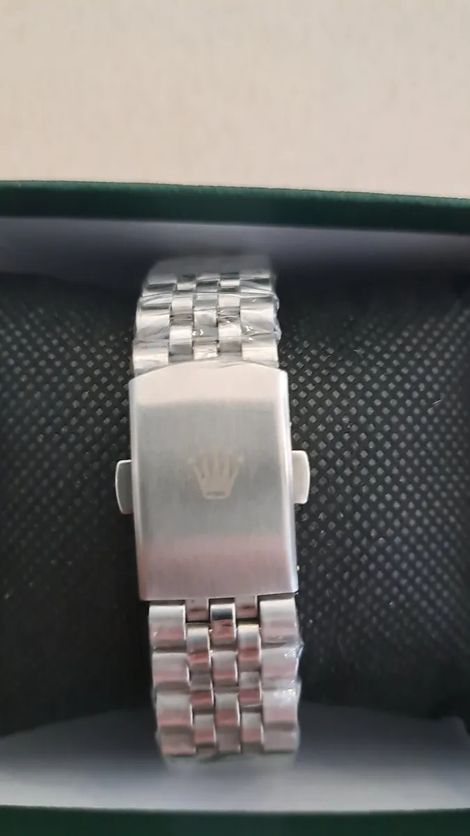 White Rolex Datejust - Image 3