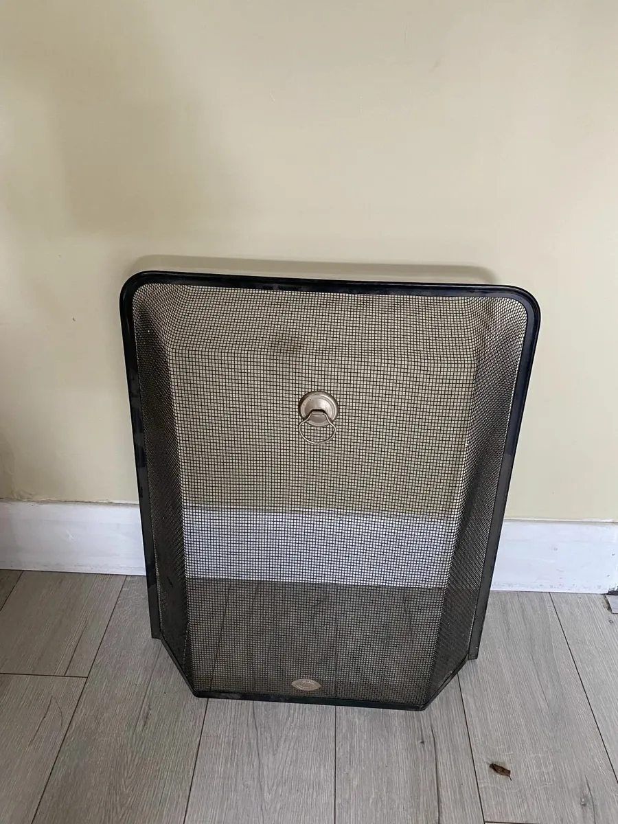 fire  guard - Image 1