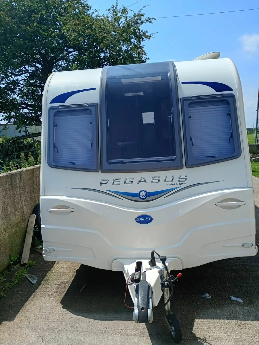 Caravan - Image 4
