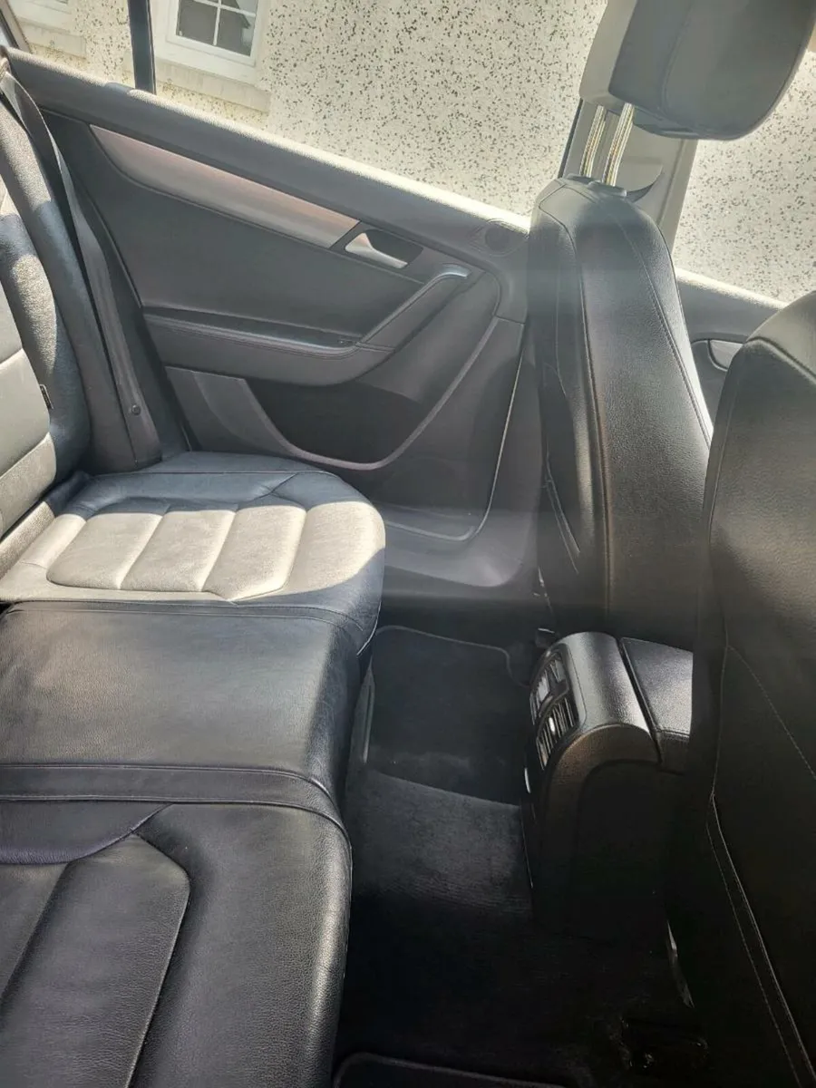 2014 passat (Executive Model) - Image 4