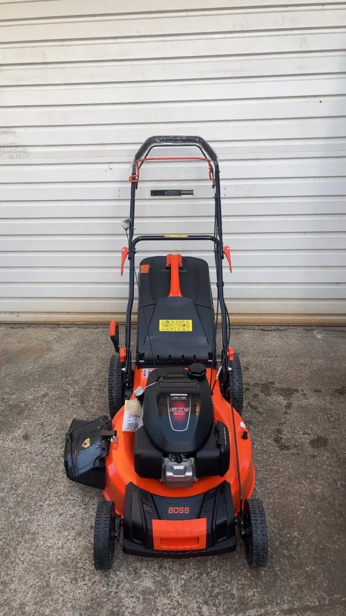 Unused 21” lawnmower (Honda Engine - Image 2