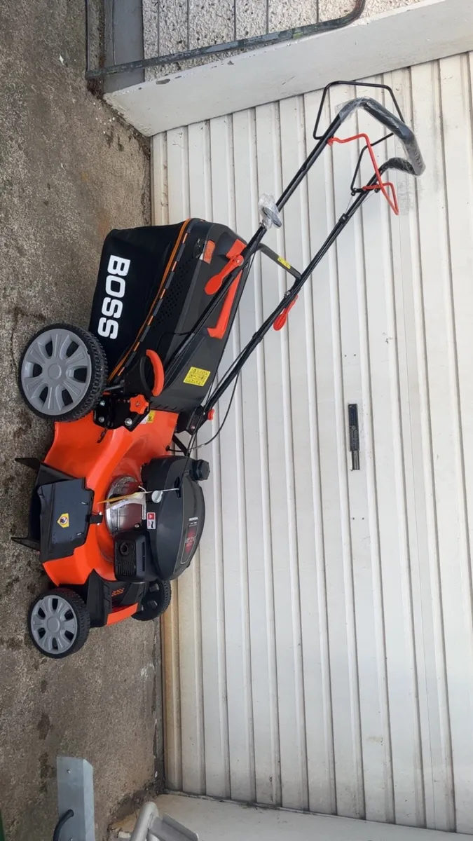 Unused 21” lawnmower (Honda Engine - Image 4