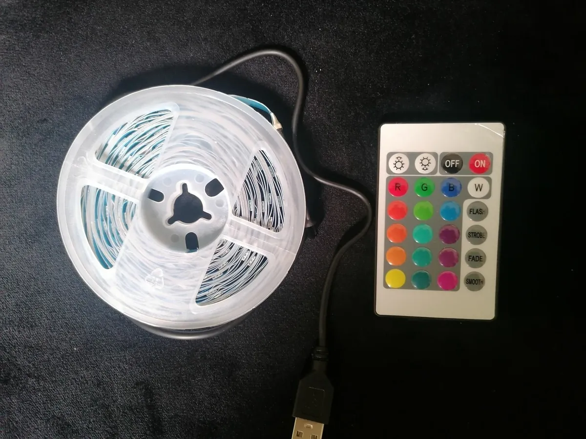 10m RGB LED Strip Light – Remote Control – USB Pow - Image 1