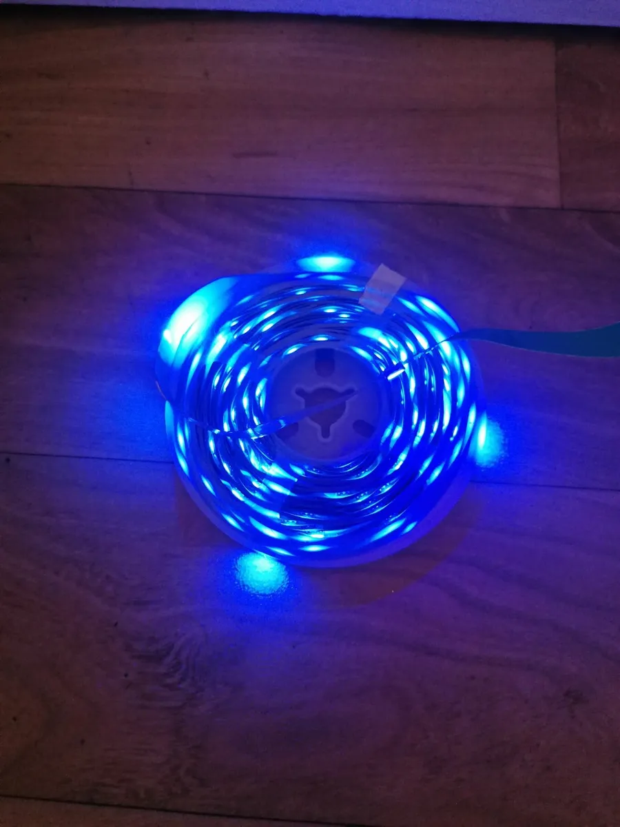10m RGB LED Strip Light – Remote Control – USB Pow - Image 3