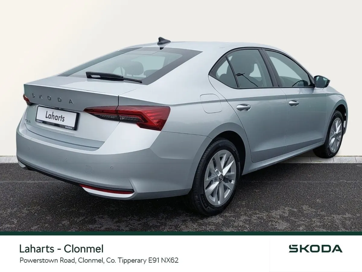 Skoda Octavia Selection 2.0tdi 115HP 2601 - Image 3