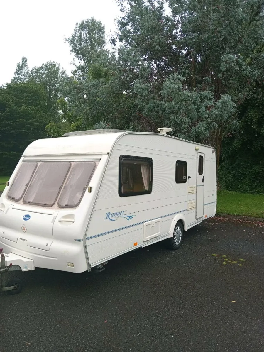 Caravan - Image 1