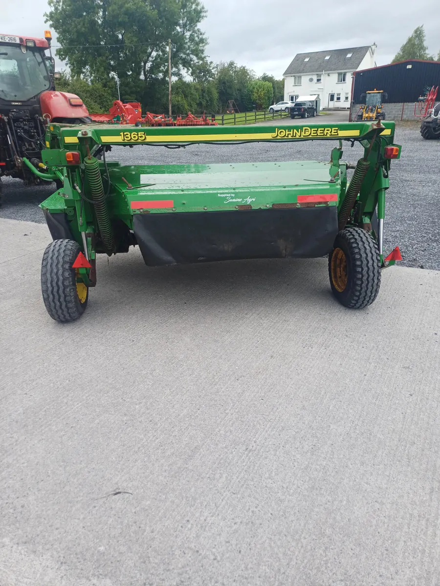 John Deere Trailed Mower - Image 3