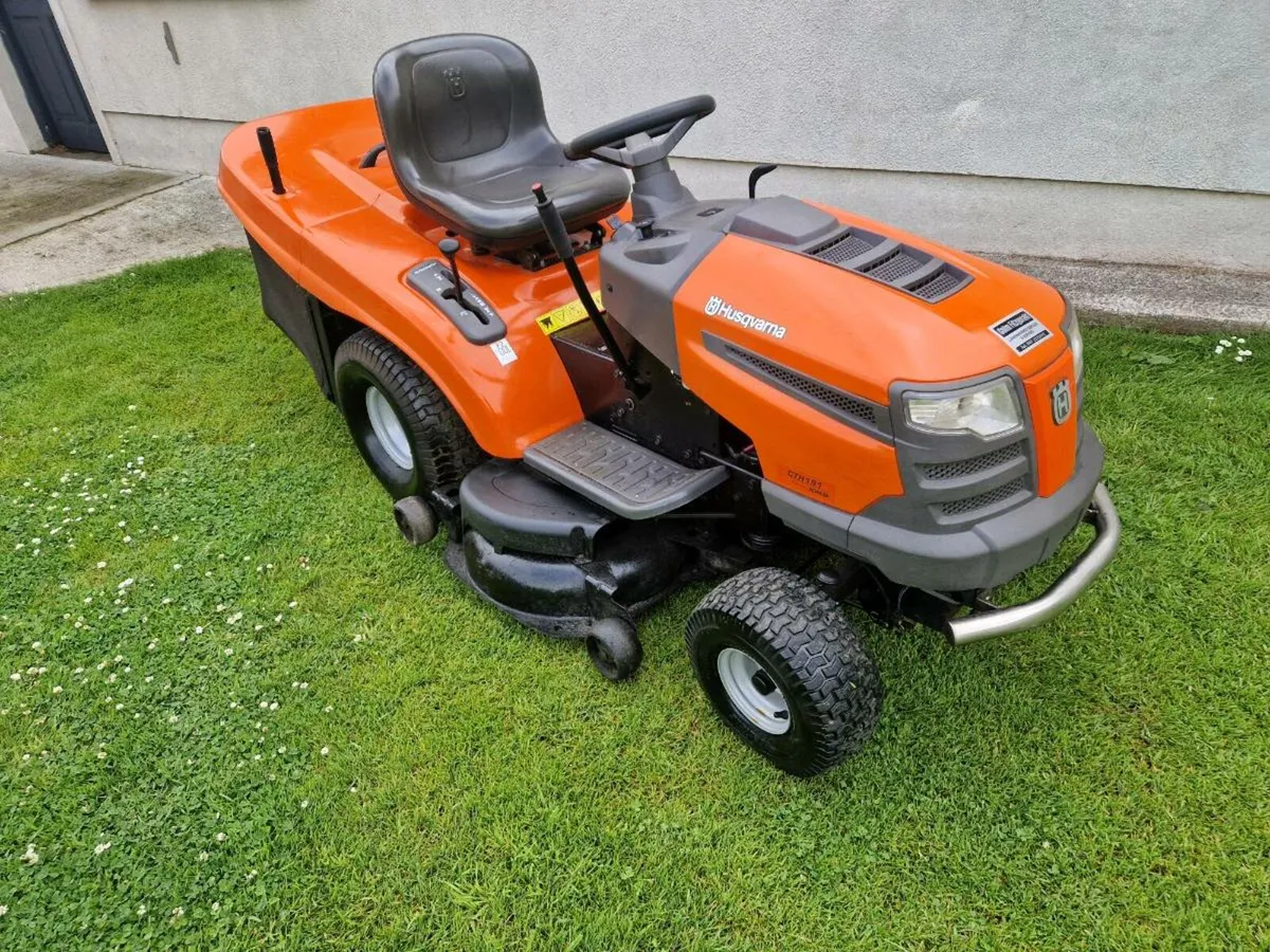 19 hp Husquvana lawnmower for sale - Image 1