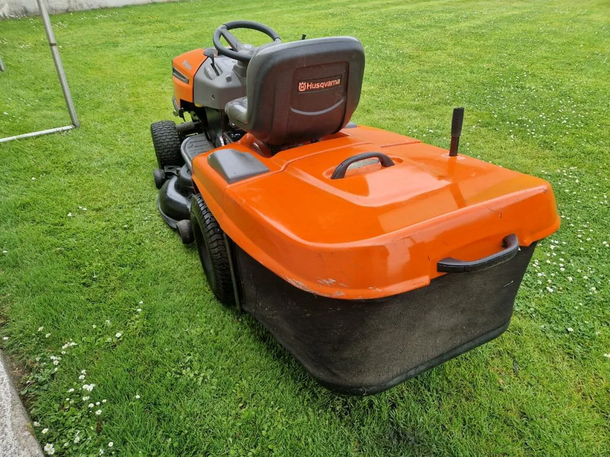19 hp Husquvana lawnmower for sale - Image 4