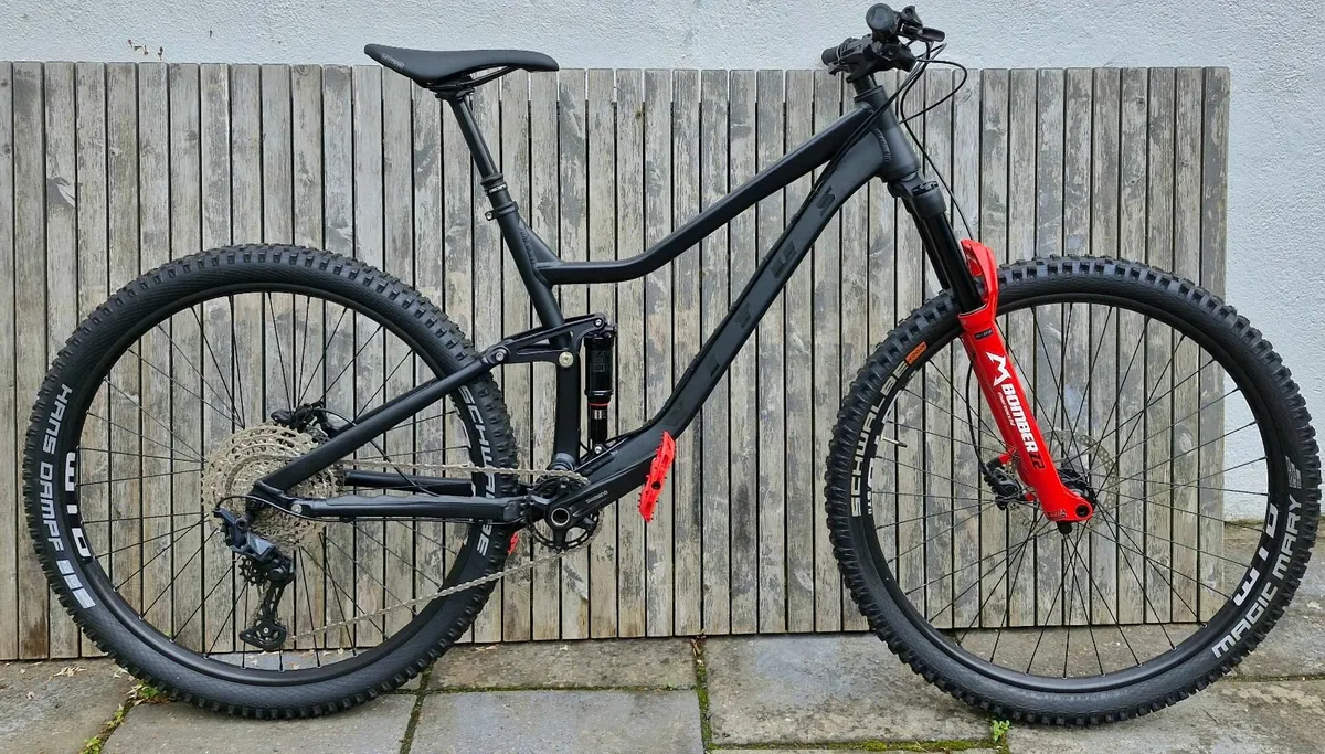 Vitus Mythique 29 VRX 2022 MTB - barely used - Image 1