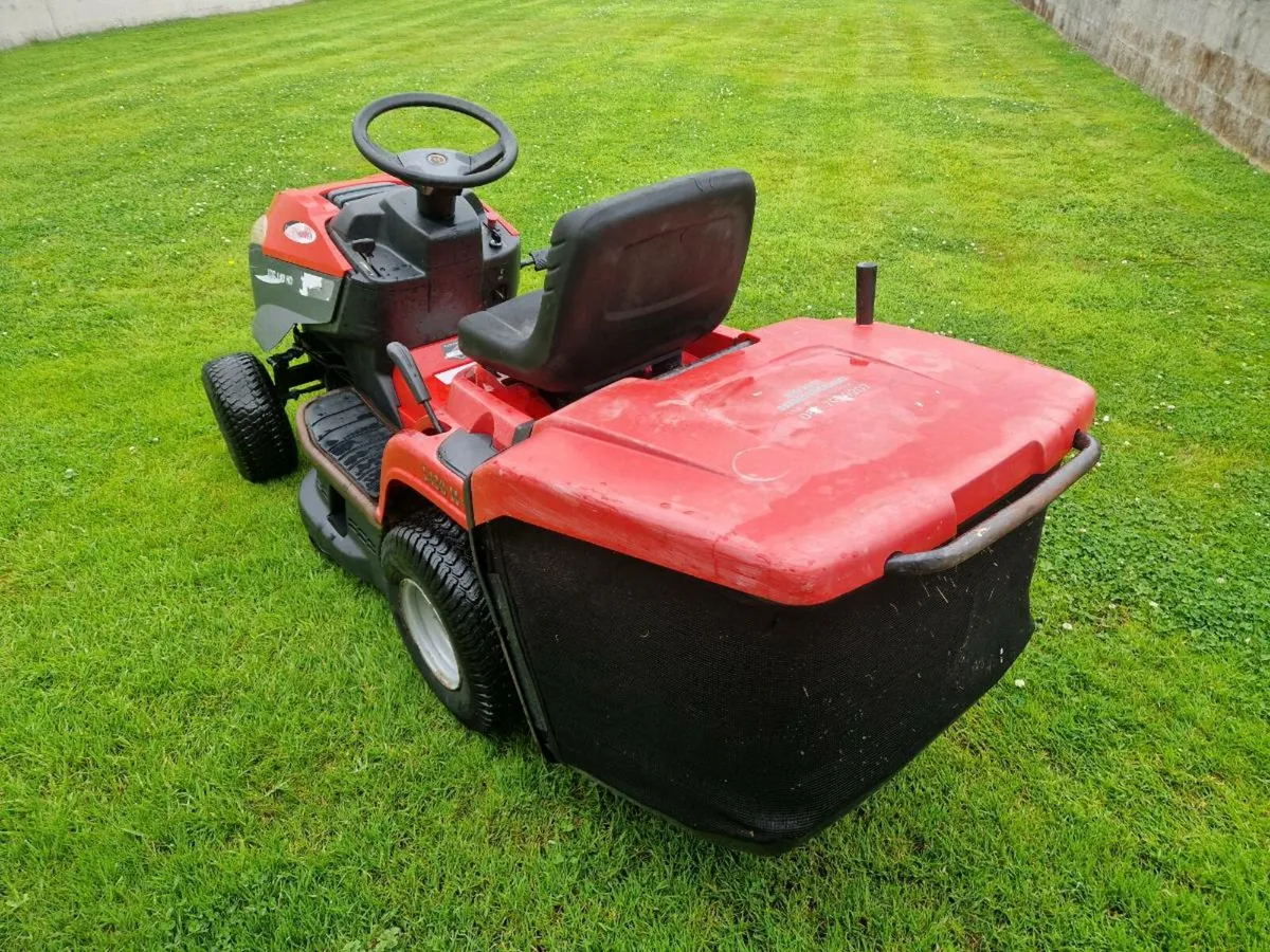 Castle Gardens hydro lawnmower for sale - Image 3