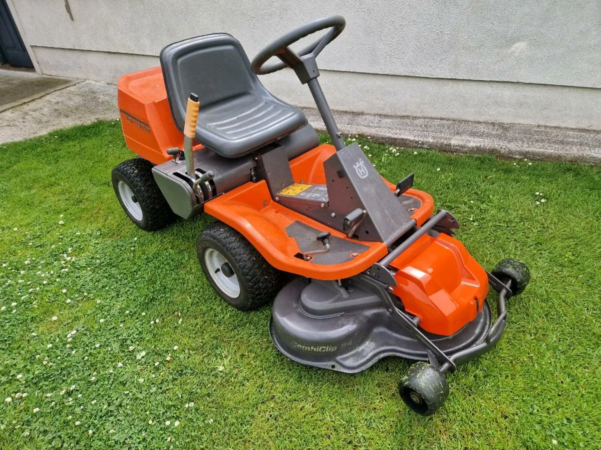 Husquvana front deck lawnmower for sale - Image 1