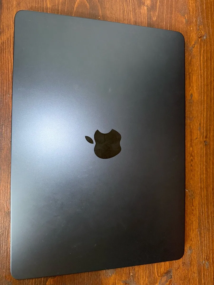 MacBook Air - Image 1