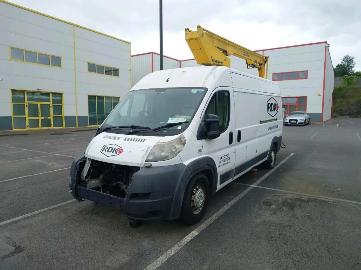 Iveco cherry picker - Image 2