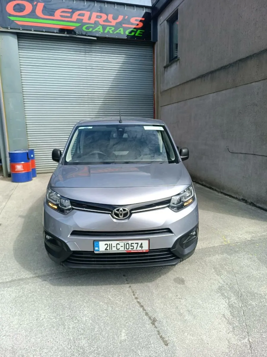 Toyota proace city - Image 2
