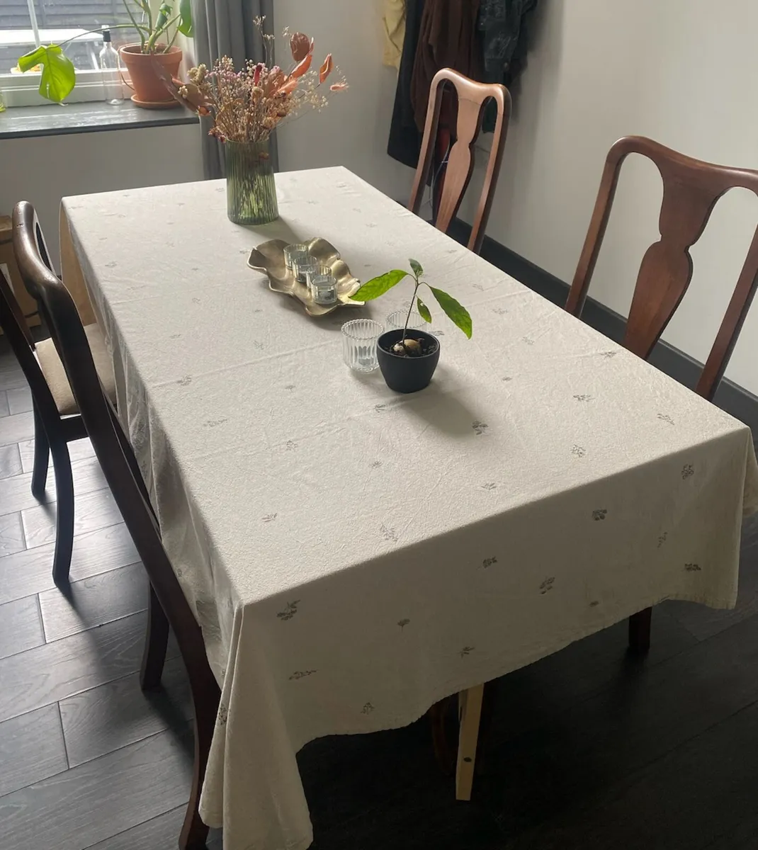 Table - Image 1