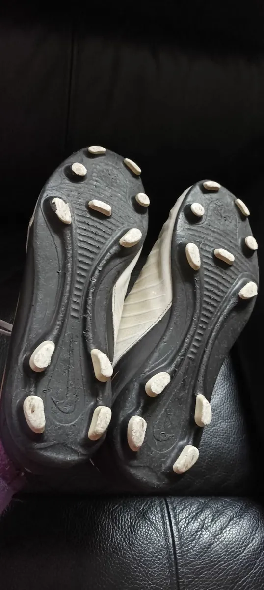 Football Boots Nike - Image 4