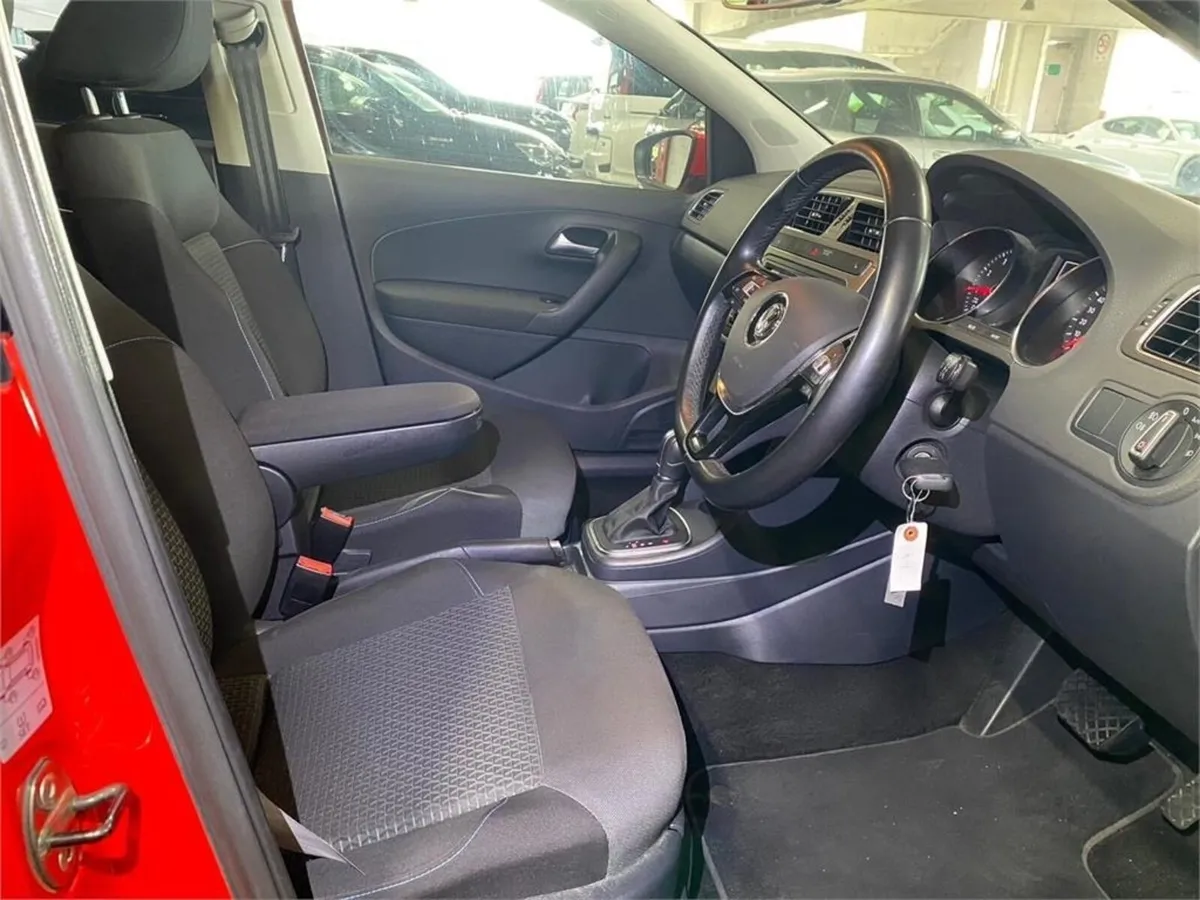 Volkswagen polo 2015 Highline auto €10950 - Image 4