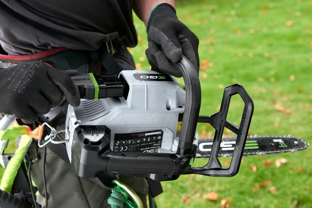 EGO POWER + EGCSX3000 30cm top handle chainsaw - Image 2