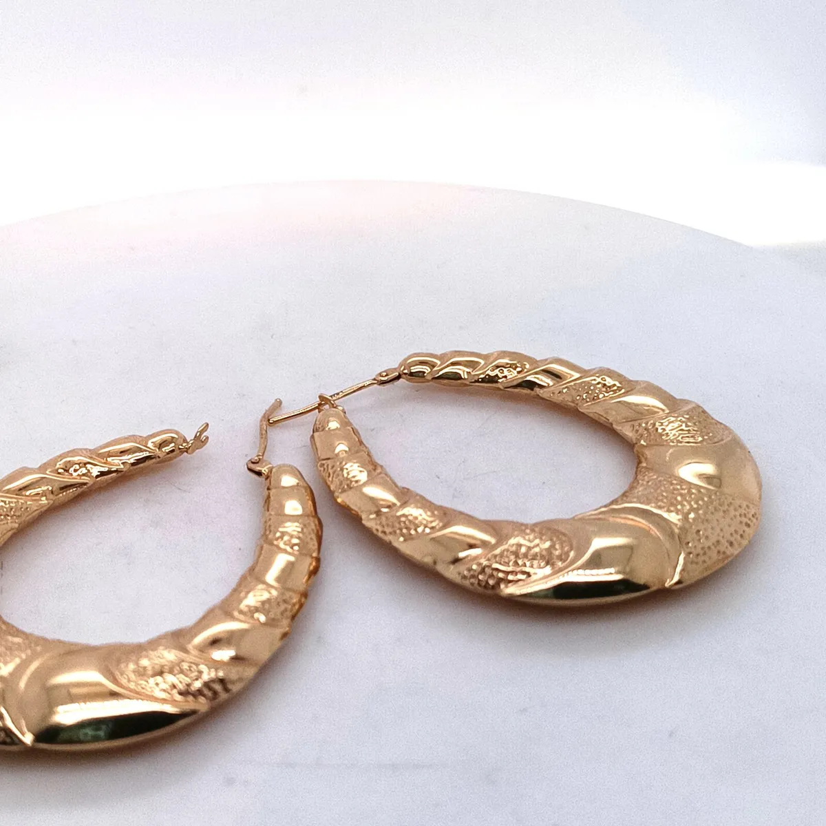 9k Yellow Gold Creole Hoops Earrings, New ! - Image 4