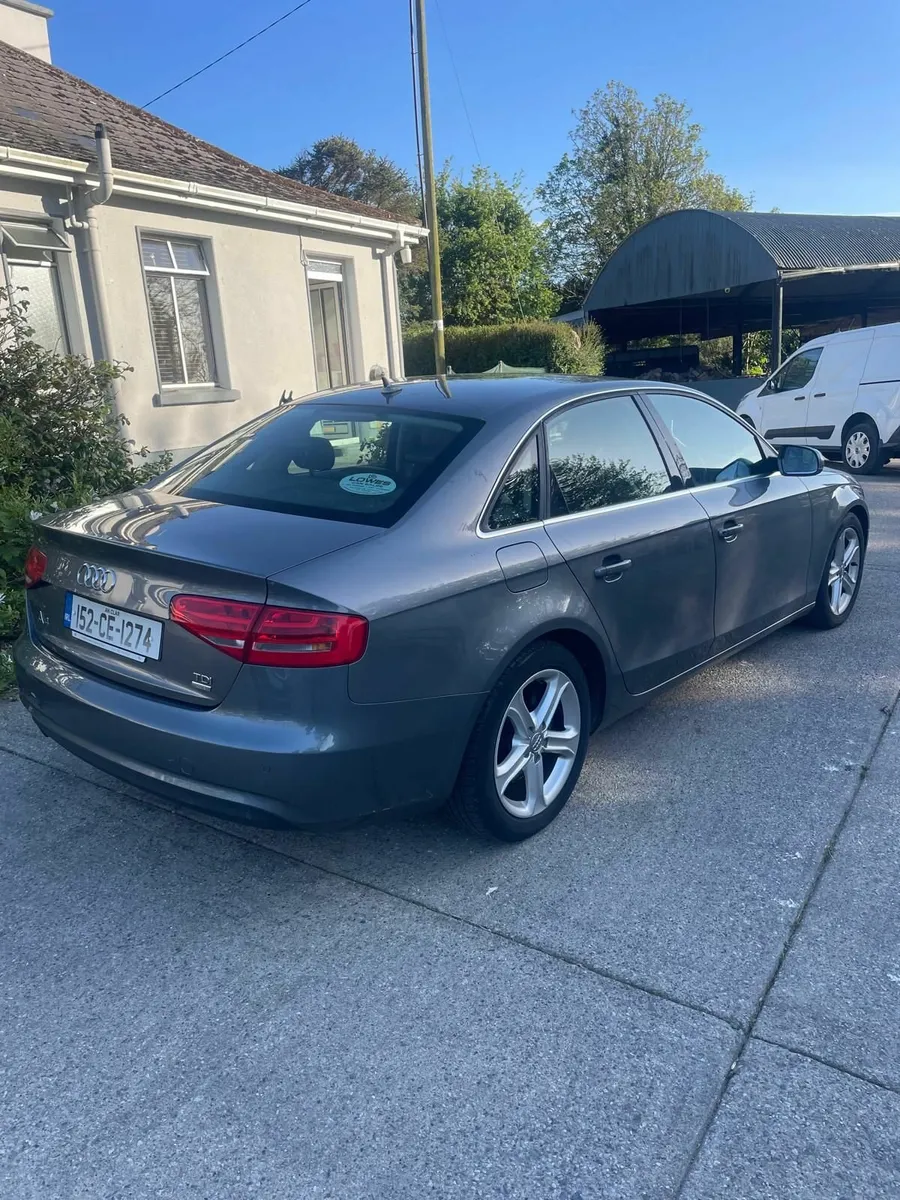 Audi A4 2015 - Image 2