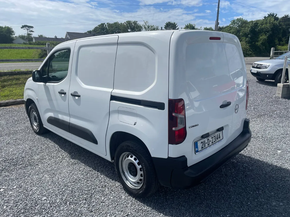 Opel Combo 2021 - Image 3
