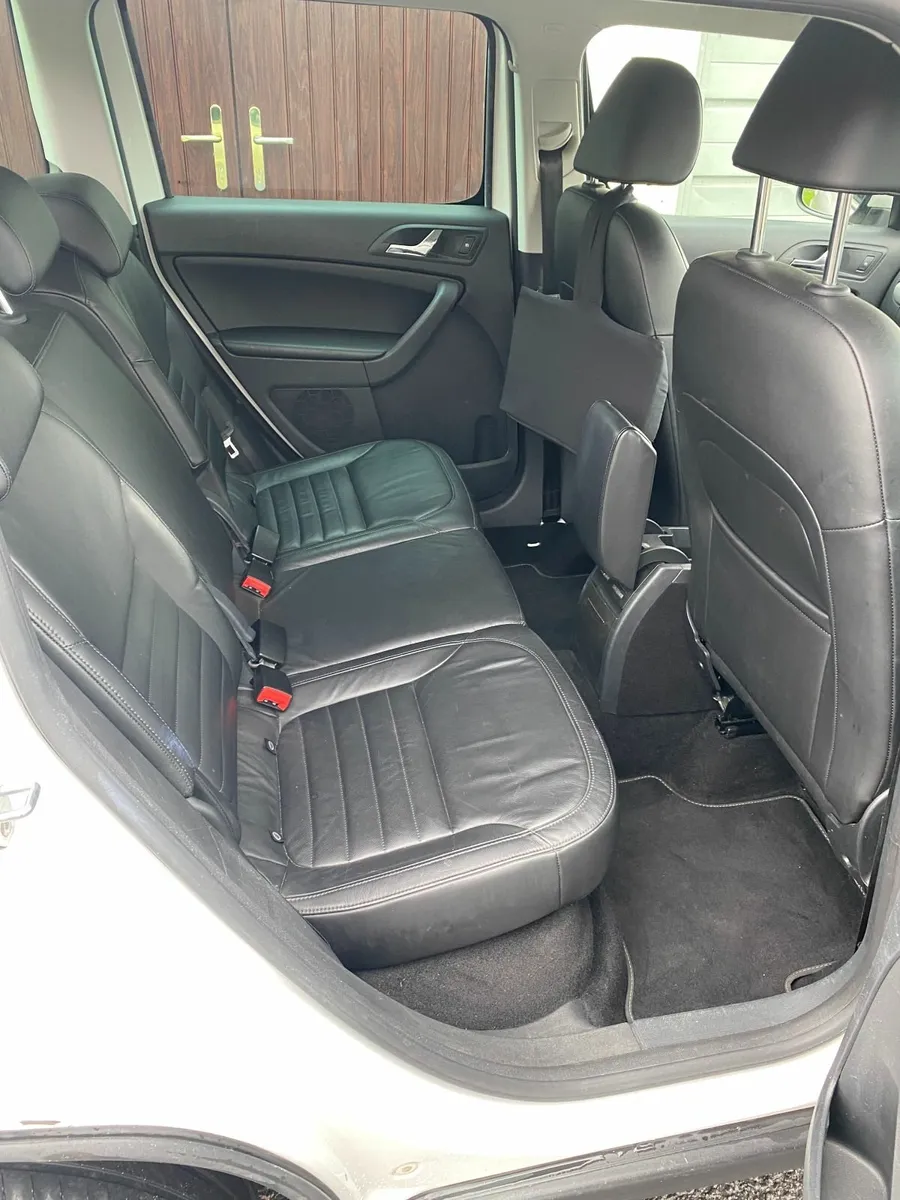 Skoda Yeti 2012 - Image 2