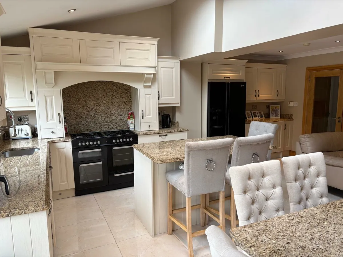 Kichen and appliances - Image 1