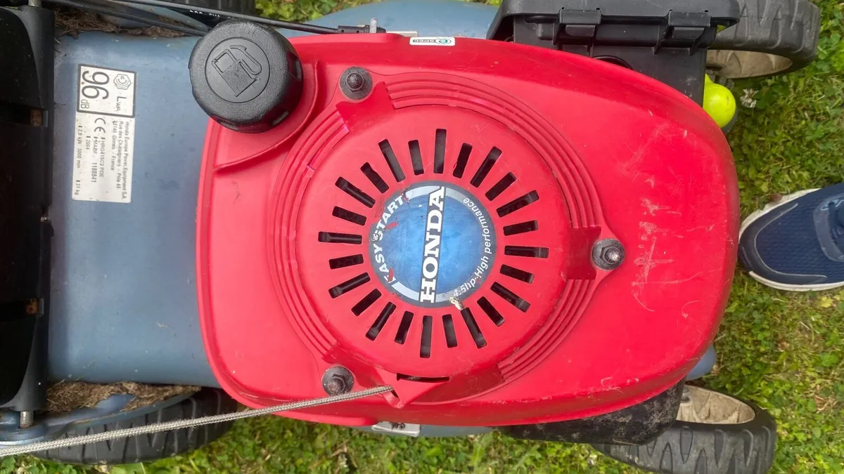 Lawn mower Honda - Image 2
