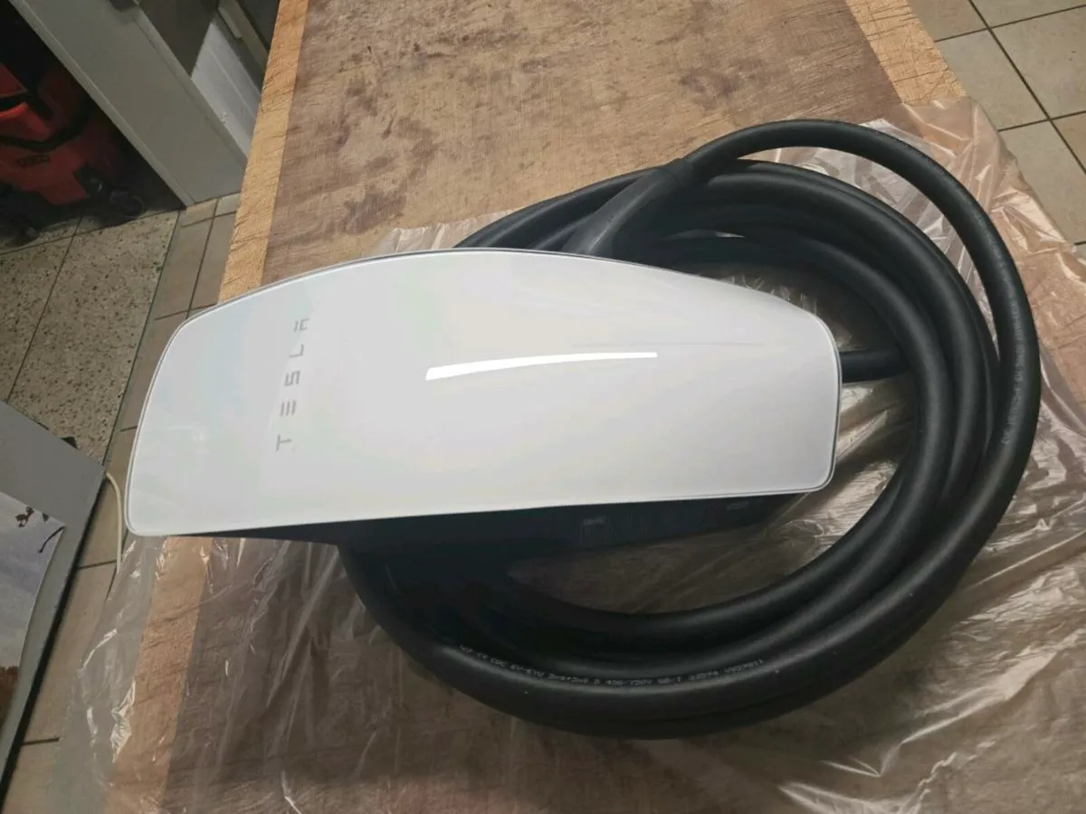 Tesla Wall Connector - Image 4