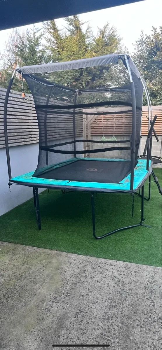 Trampoline - Image 2