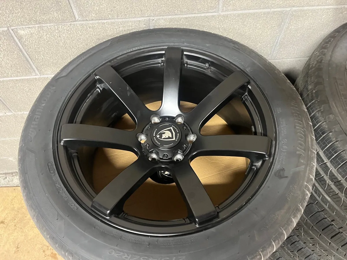 Brand new 20” alloys with tyres - Image 2