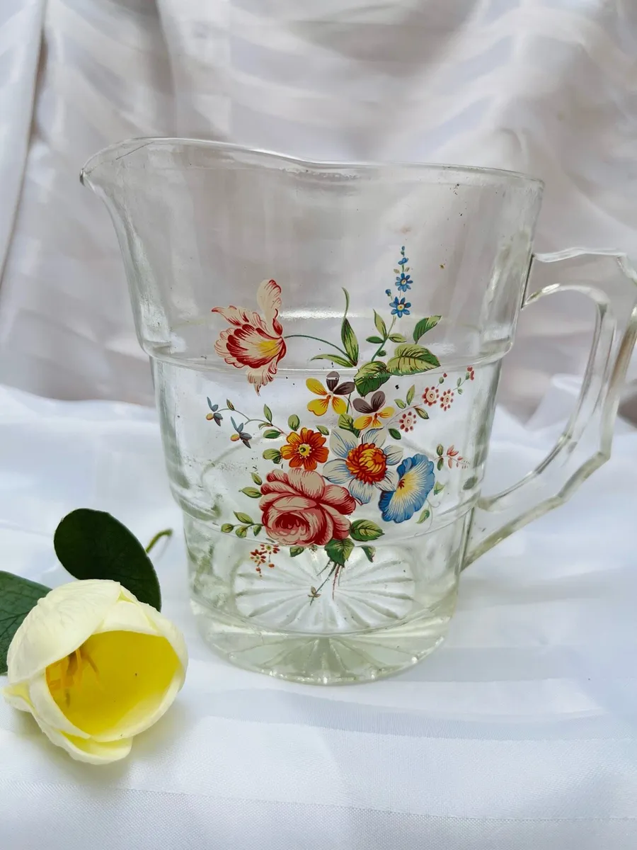 Glass jug - Image 1
