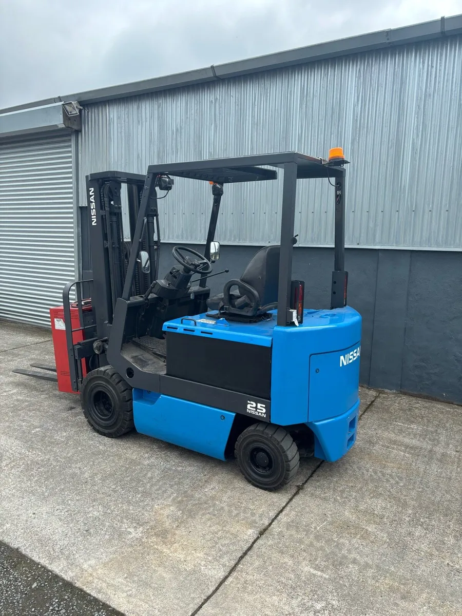 Nissan Forklift - Image 1