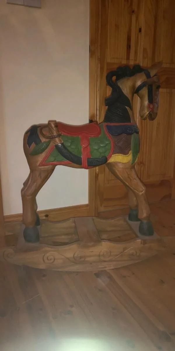 Solid wood rocking horse - Image 2