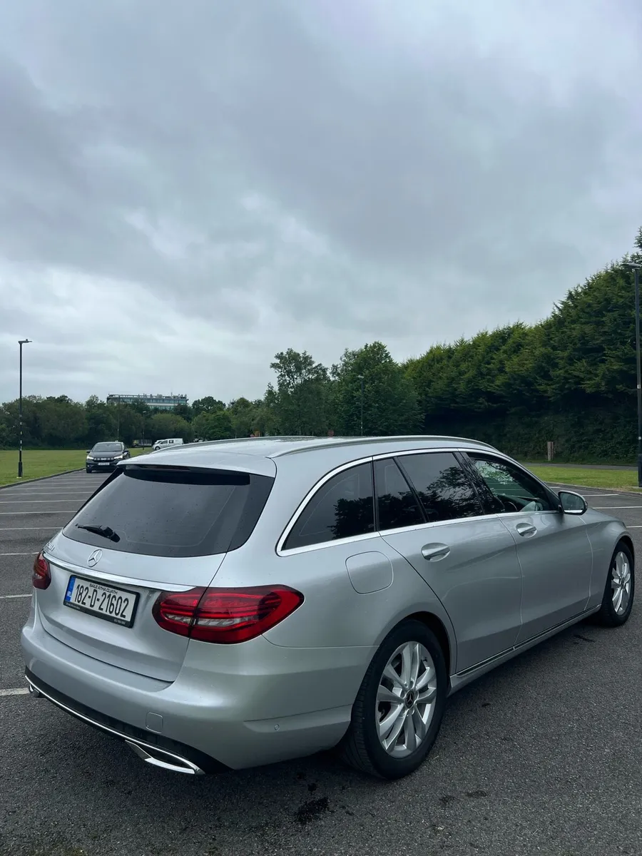 182 Mercedes-Benz C200 Facelift (2019 model) - Image 3