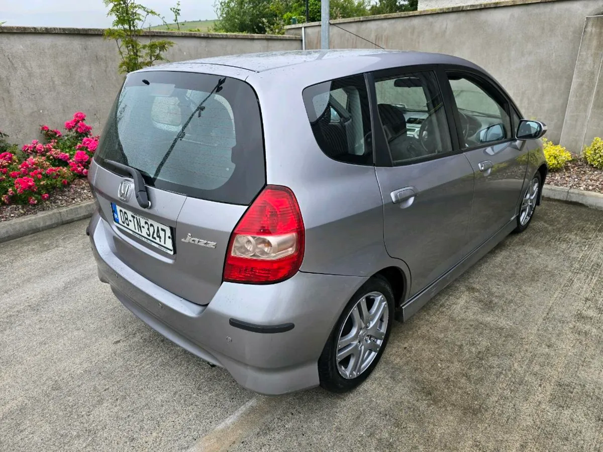 Honda Jazz Automatic - Image 2