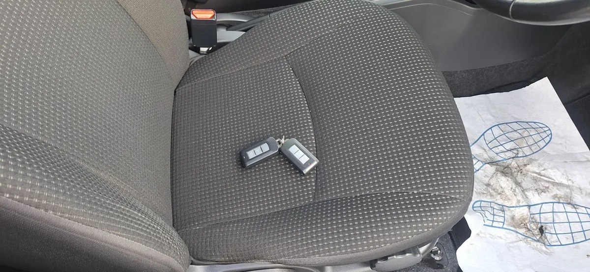 Mitsubishi Mirage 2015 - Image 2
