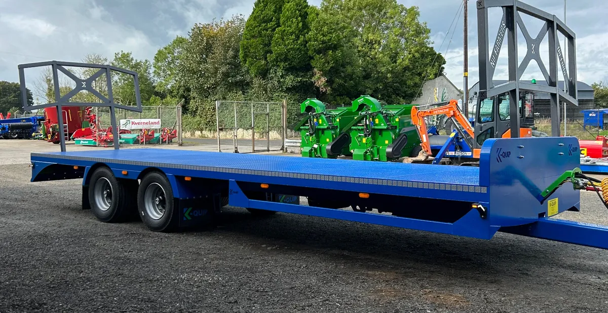 Flat bed/Bale Trailer 28ft - Image 1