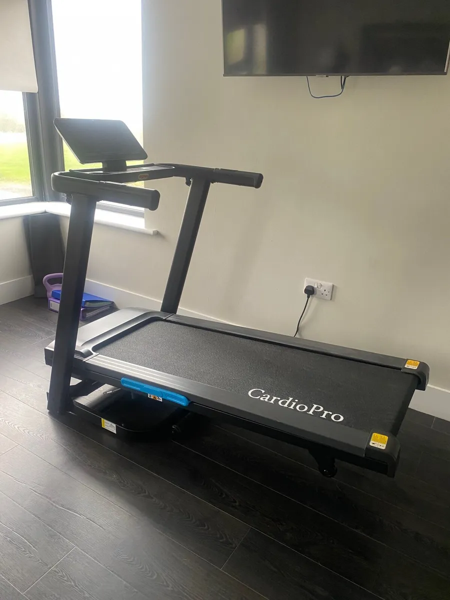 Cardio Pro Treadmill - Image 1