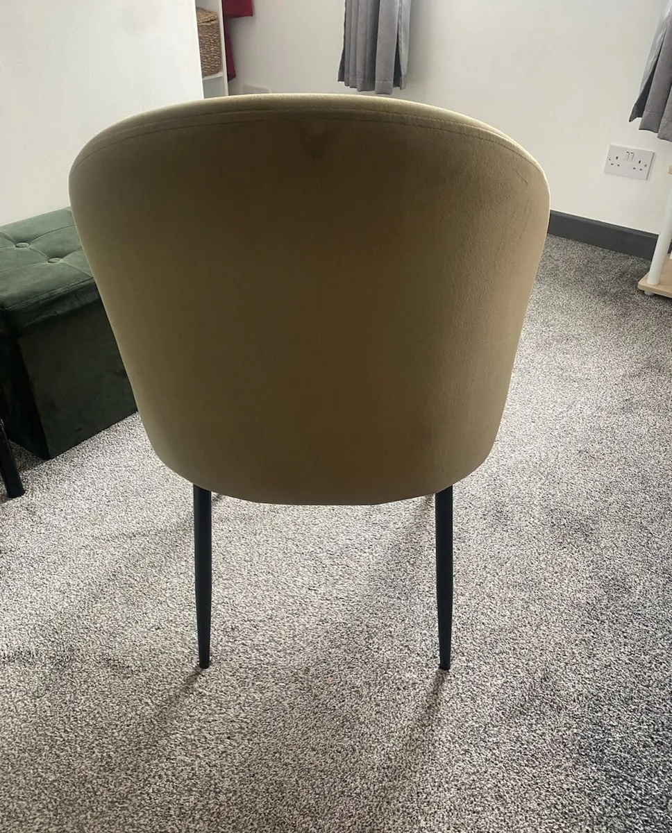 Chair - Image 4