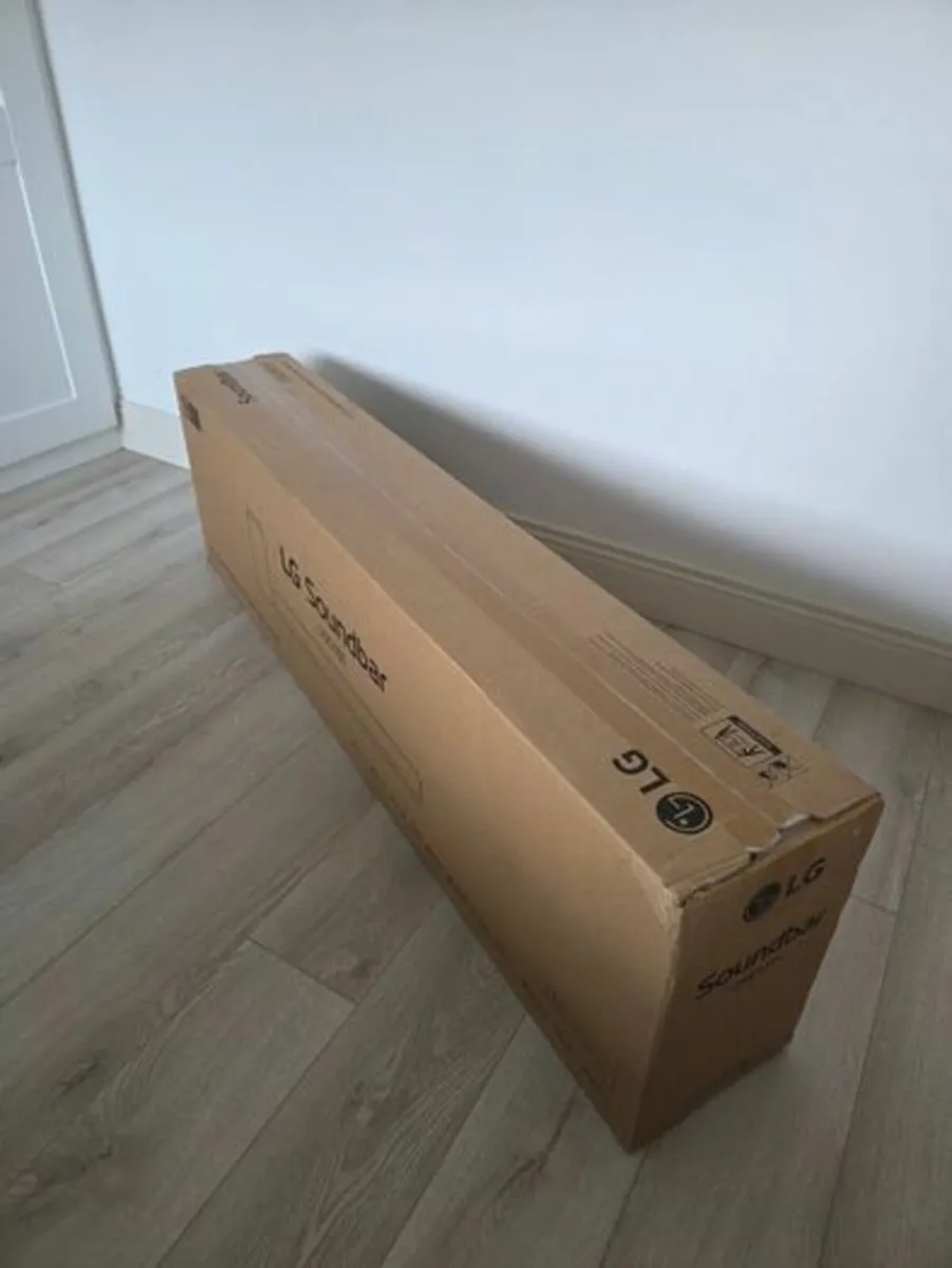 NEW LG Atmos Soundbar + Subwoofer (LGUSG10TY) - Image 4