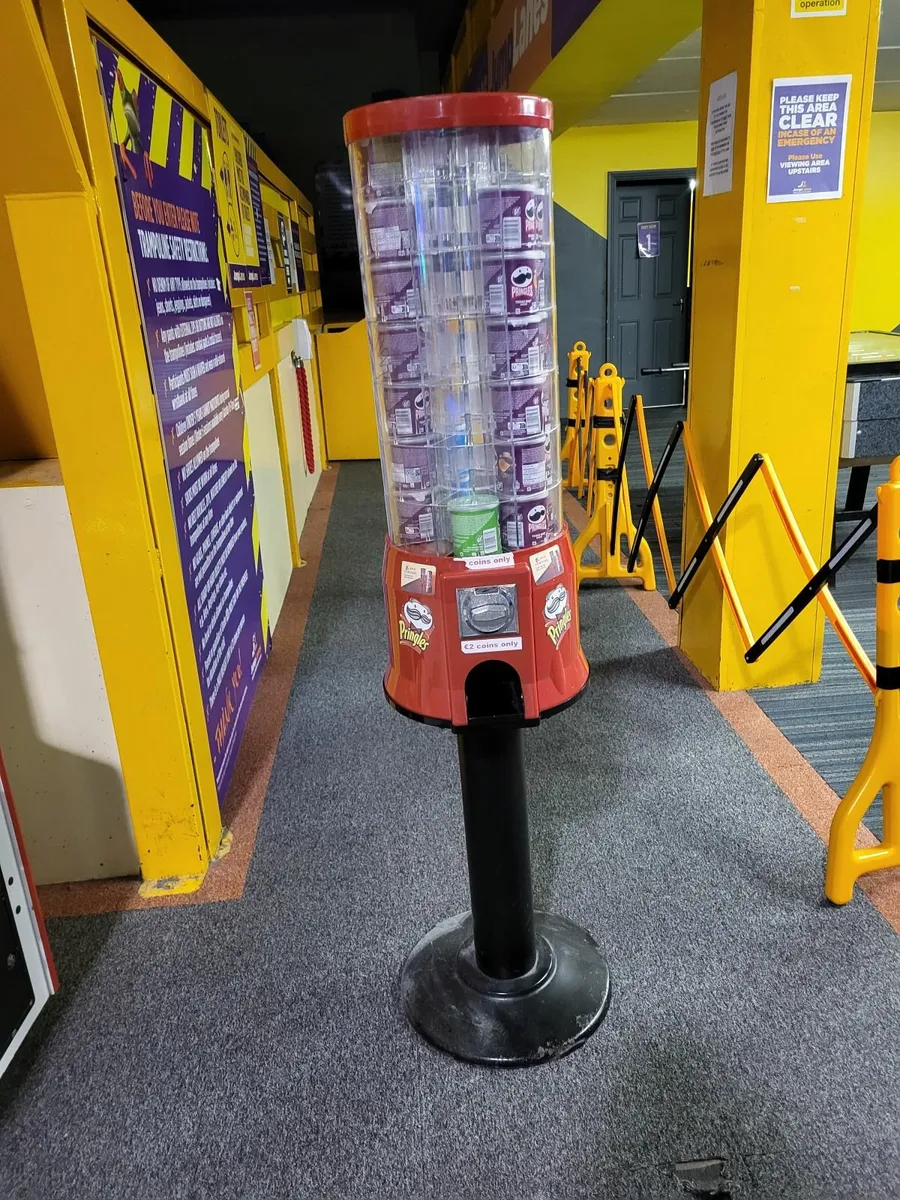 pringles vending machine - Image 1